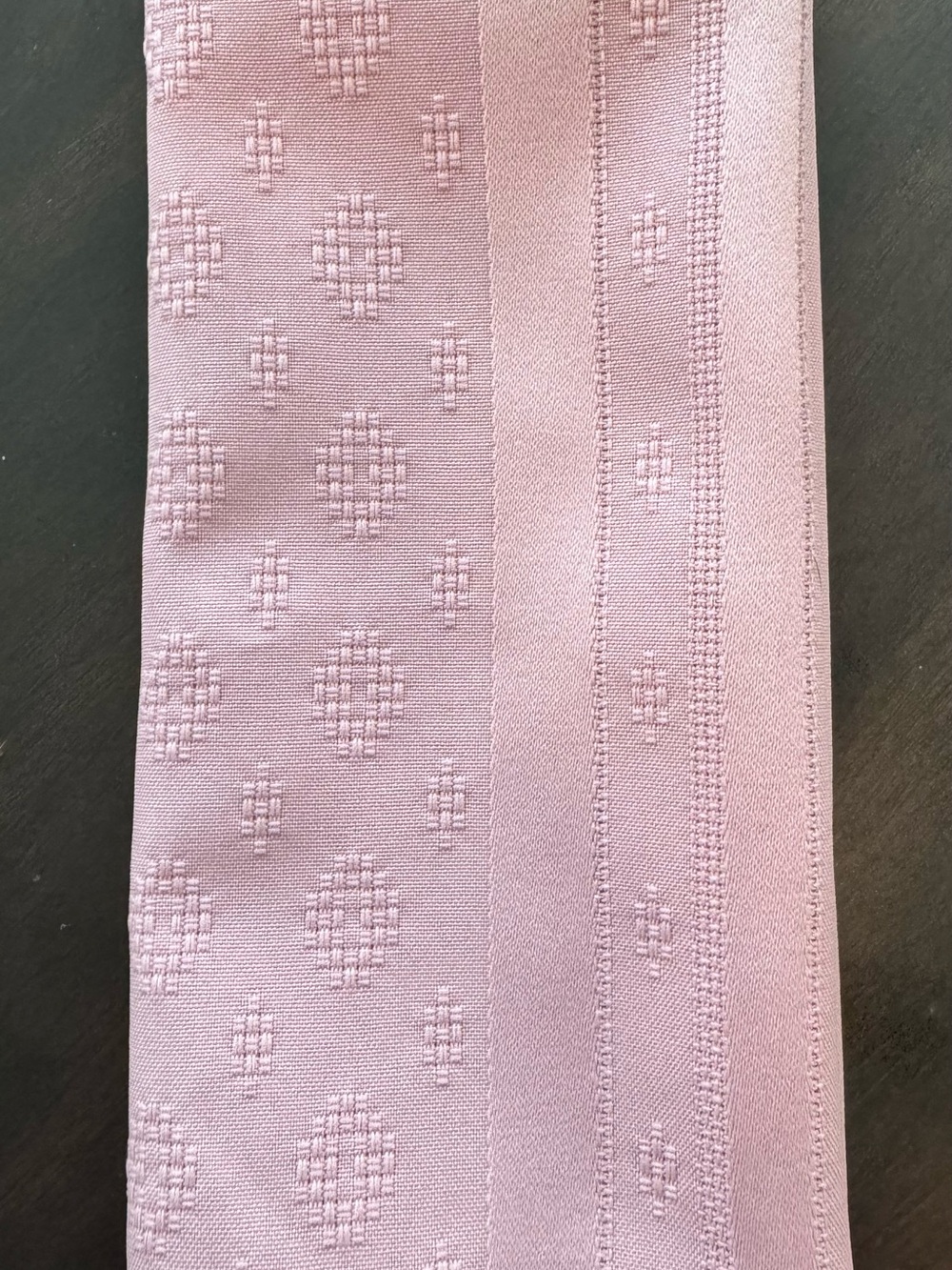 Vintage Light Pink Table Napkins - Set of 8 Great Condition Brand Unknown